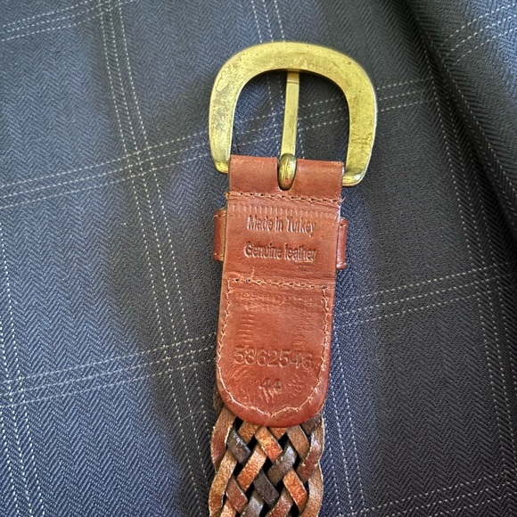 Men’s Braided Genuine Leather Belt with Gold Brass Buckle - Picture 3 of 4